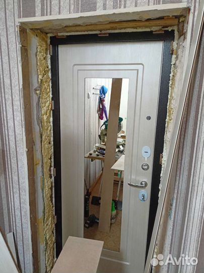 Двери входные с зеркалом от производителя