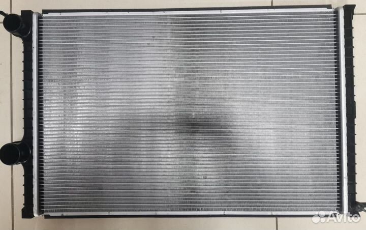 Радиатор охлаждения УАЗ Patriot змз 409 2.7