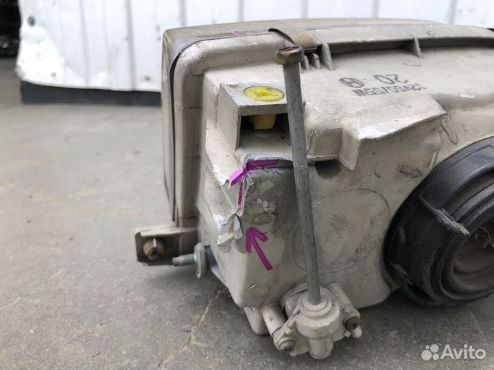 Фара левая Toyota Sprinter AE100