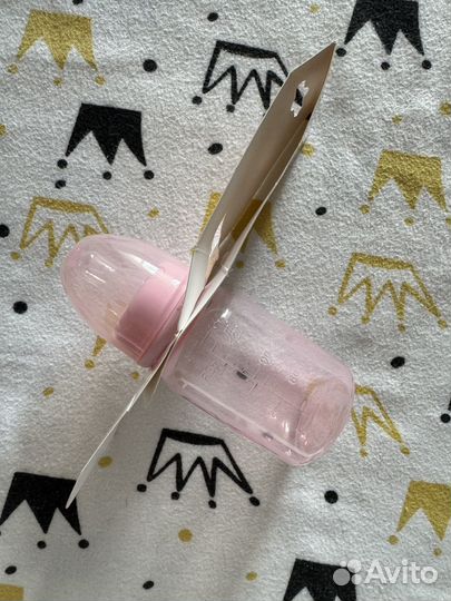 Бутылочки для кормления новая 