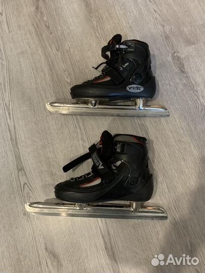 Конькобежные коньки