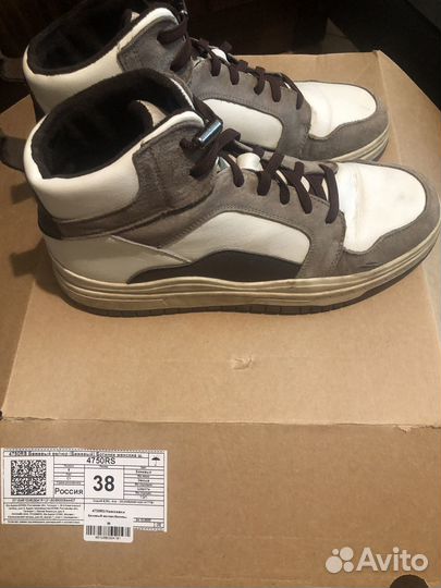 Ботинки демисезонные 38 размер