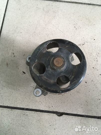 Помпа Nissan Qashqai J10