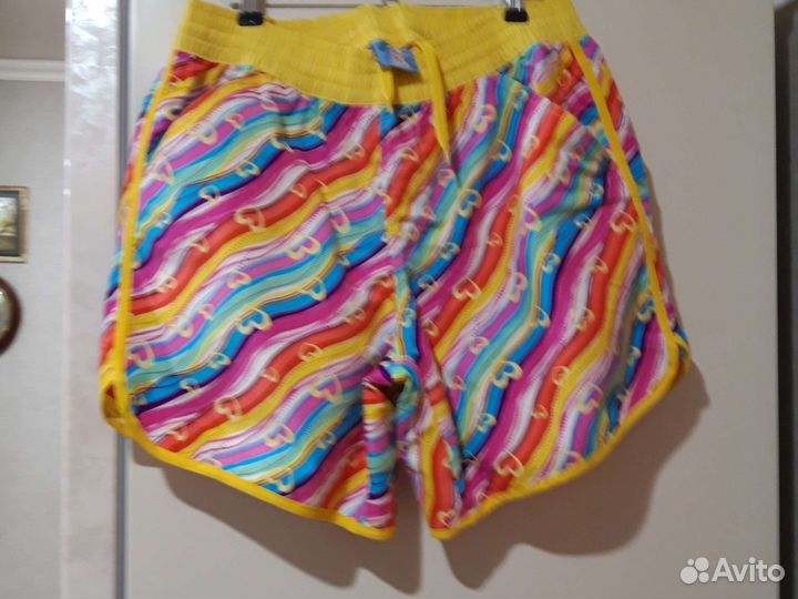 Шорты женские новые
