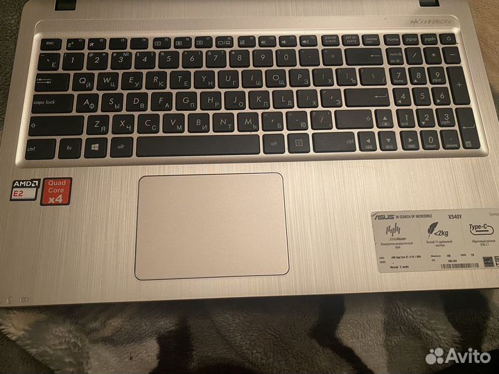Ноутбук asus