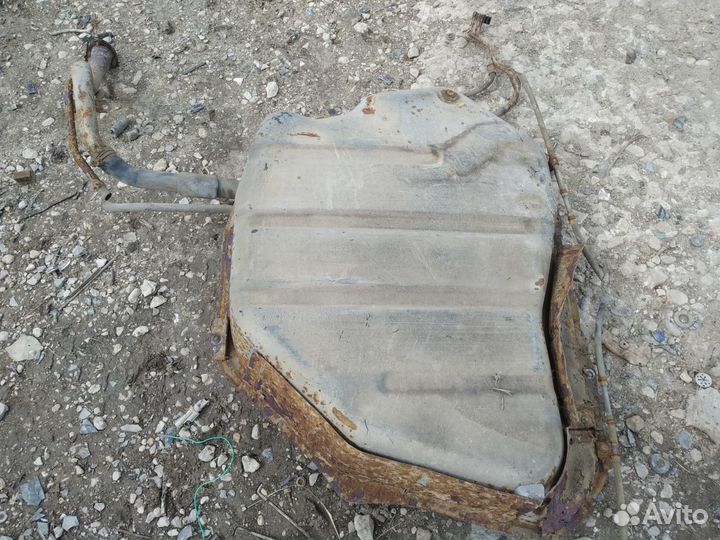 Топливный бак Mitsubishi Galant 7 хэтчбек 5дв. 2.0