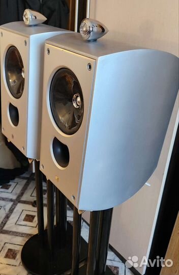 KEF XQ1 One