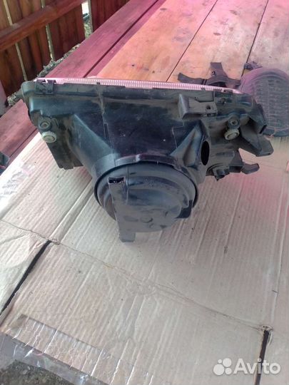 Фара Ауди 80