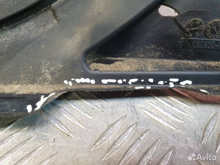 Диффузор вентилятора Hyundai Santa Fe 4 TM