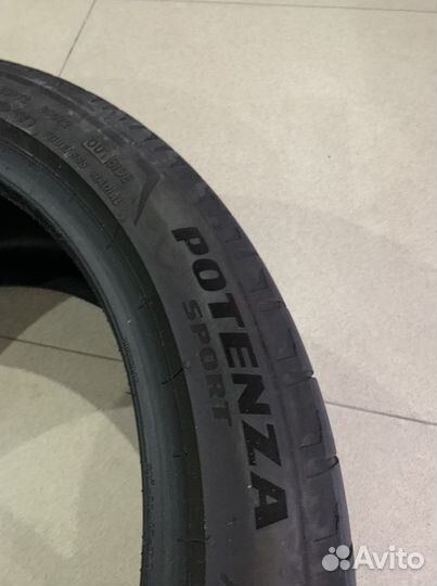 Bridgestone Potenza Sport 285/35 R20