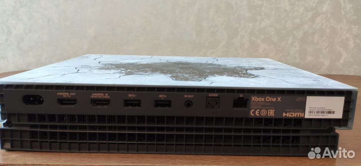 Xbox one X 1Tb Gears 5 Limited edition