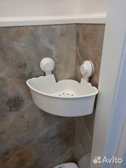 Угловая полочка IKEA в ванную