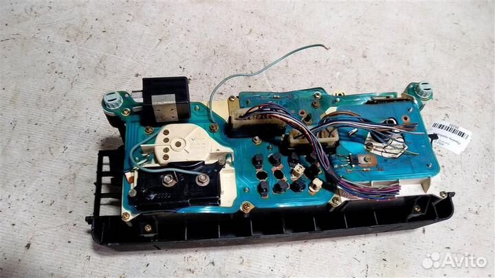 Панель приборов Audi 80 B2 78-84г