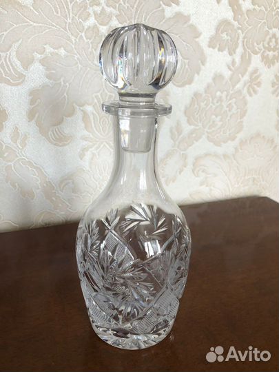 Графин хрустальный