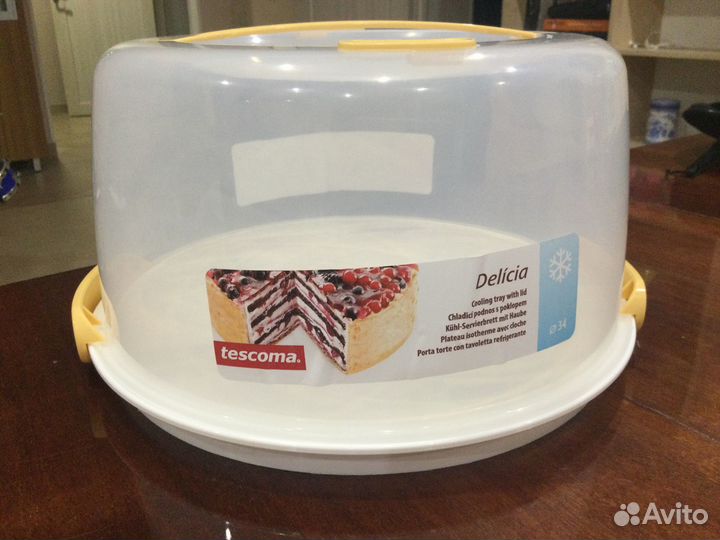 Тортовница с аккумулятором холода(Чехия)