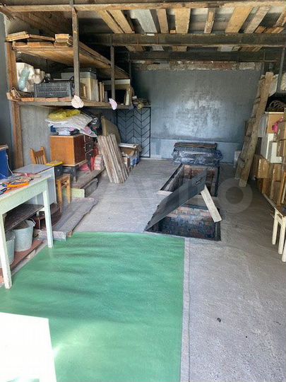 Гараж, > 30 м²