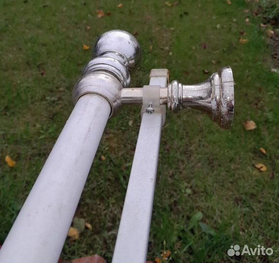 Карниз двурядный белый с серебрянными кольцами