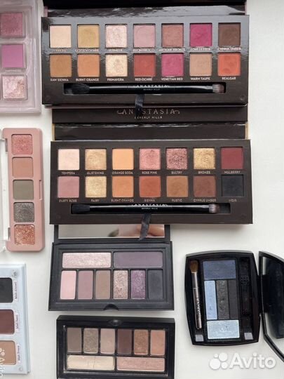 Палетки теней Huda, Anastasia, Bobbi Brown