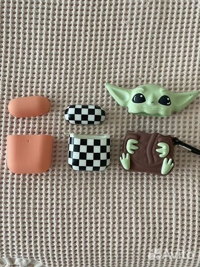 Чехлы на airpods