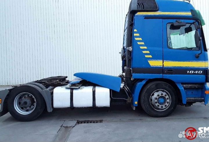 Pазбираем грузовик Mercedes-Benz Actros MPI 1996-2