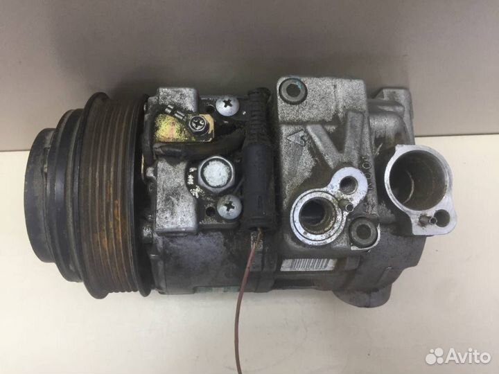 Компрессор системы кондиционирования Mercedes-Benz