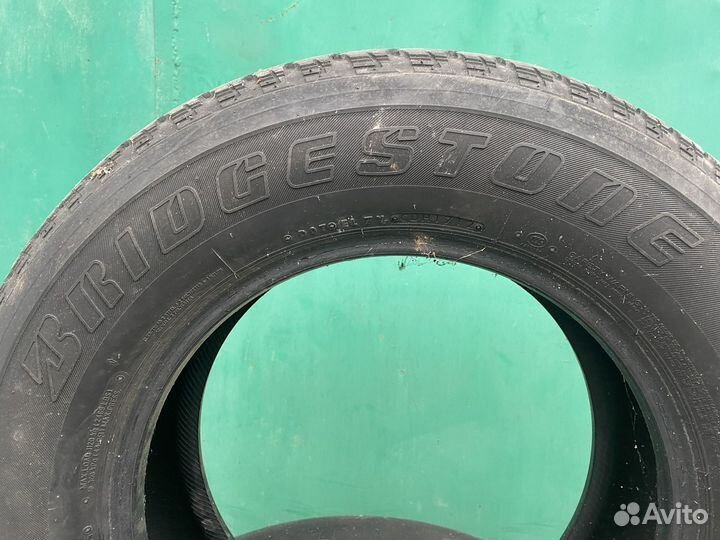 Bridgestone Dueler H/T 265/65 R17
