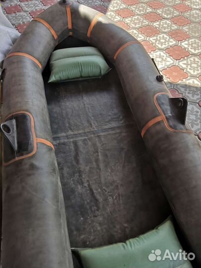 Лодка надувная резиновая