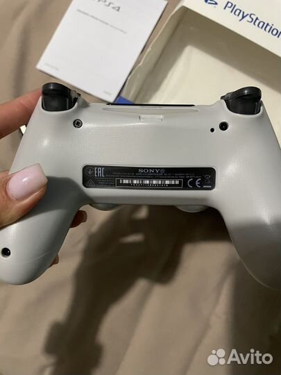 Джойстик Sony PS4