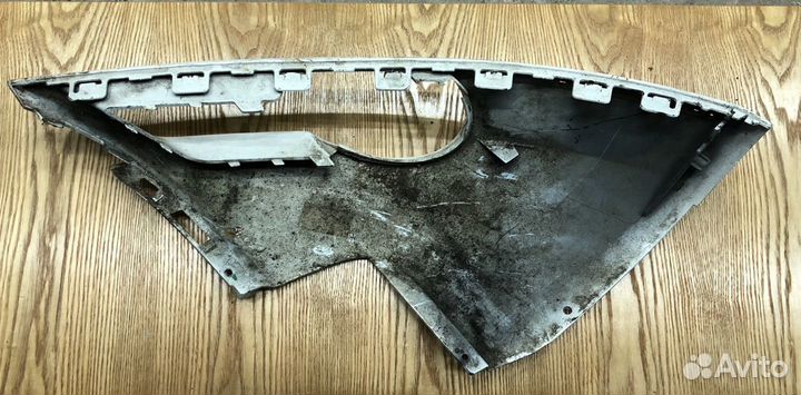 Накладка птф пeрeдняя прaвaя Audi Q7 4L 2009-2015