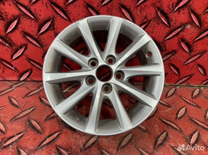 Диск литой R16 Toyota Camry 40