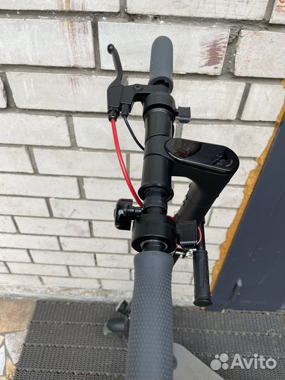 Электро самокат iconbit