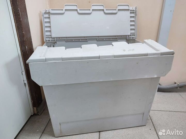 Контейнер пластиковый