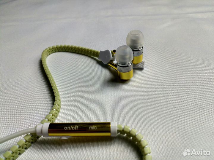 Светящиеся наушники, новые, три цвета