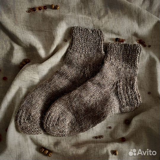 Вязаные носки ручной работы
