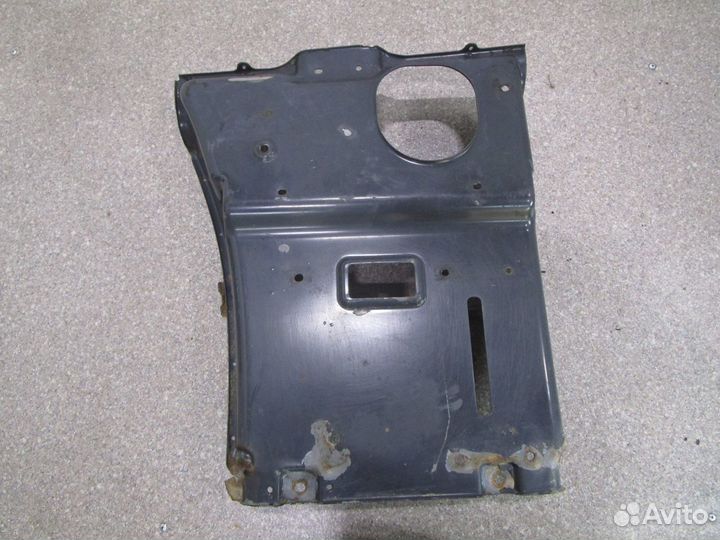 Корпус подножки левый Scania 1854227