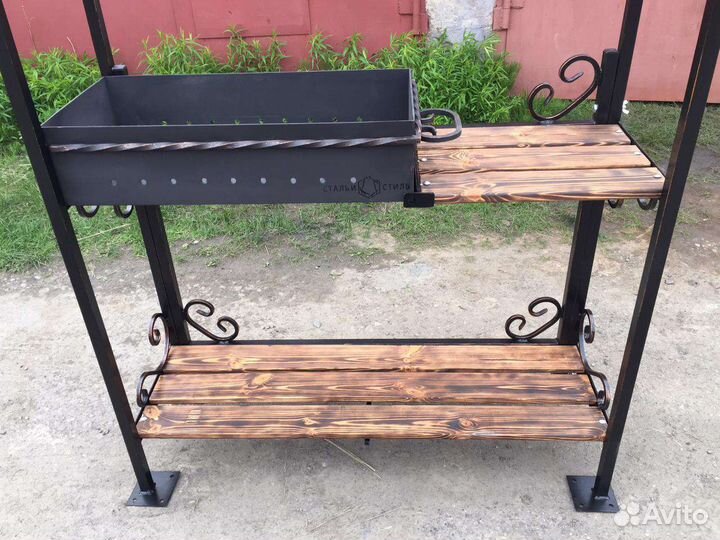 Мангал с крышей