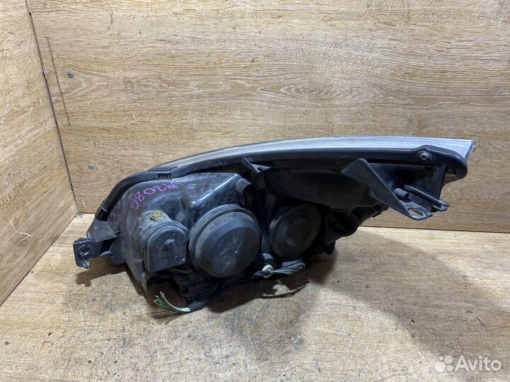 Комплект ксеноновых фар Renault Espace 4