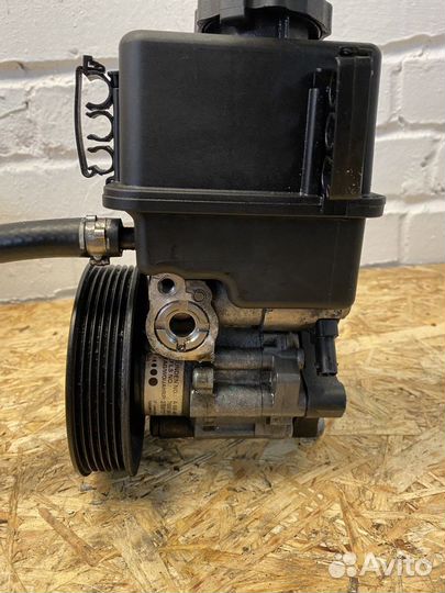 Насос Гур OM651 Mercedes