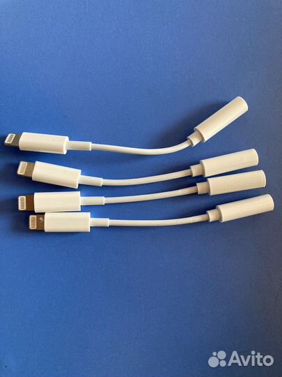 Переходник с lighting на 3,5mm на айфон