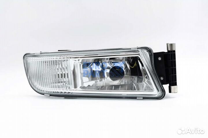 Фара противотуманная правая MAN TGX 2009