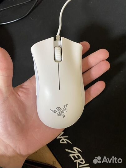 Мышка Razer Deathadder Essetnial