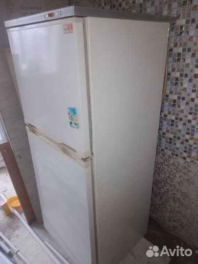 Холодильник бу