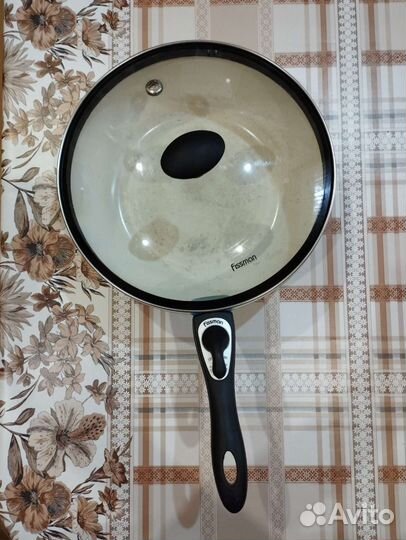 Казан ширина 27 см. глубина 9 см