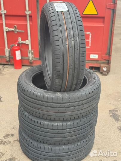 Ikon Tyres Autograph Ultra 2 SUV 235/65 R17