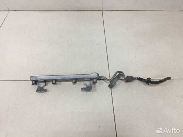 Рейка топливная рампа Nissan Qashqai J10 2006-2013