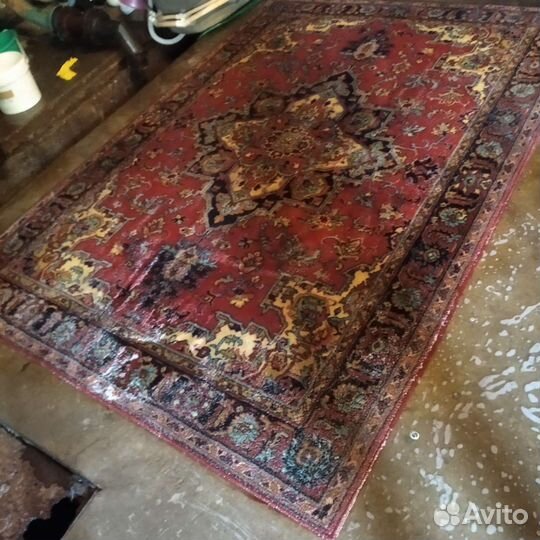 Ковер шерстяной