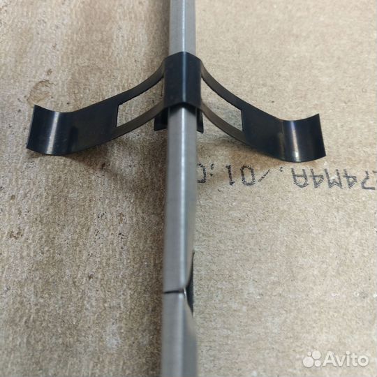 Универсальная фиксирующая клипса Armstrong