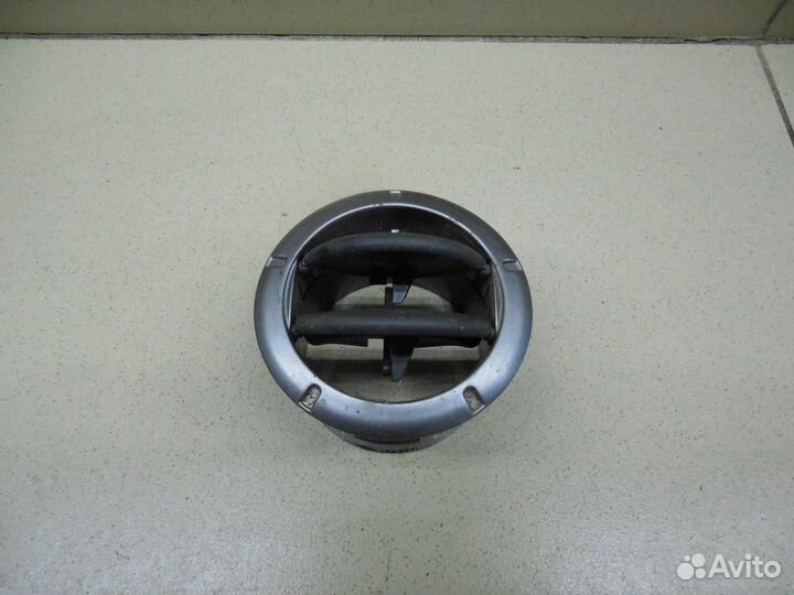 Дефлектор воздушный Duster 2012