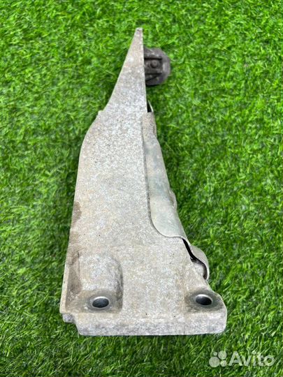 Кронштейн двигателя правый Bmw X6 E71 306D5 2008