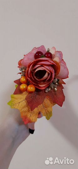 Ободок с цветами осенний